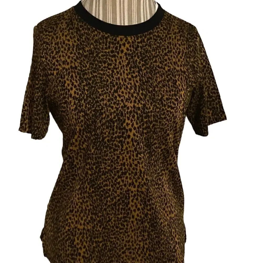 Chicos size 0 short sleeved leopard knit top new with tags paid $69